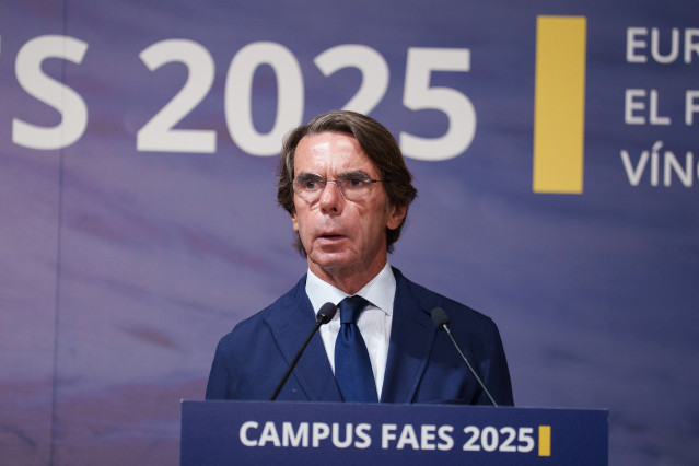 Archivo - El expresidente del Gobierno, José María Aznar, durante la clausura del Campus FAES, a 19 de septiembre de 2025, en Madrid (España).
