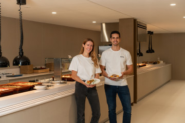 Archivo - El ceo de Nora Real Food, Albert Solé, y la cofundadora de Nora Real Food, Nora Vallcorba