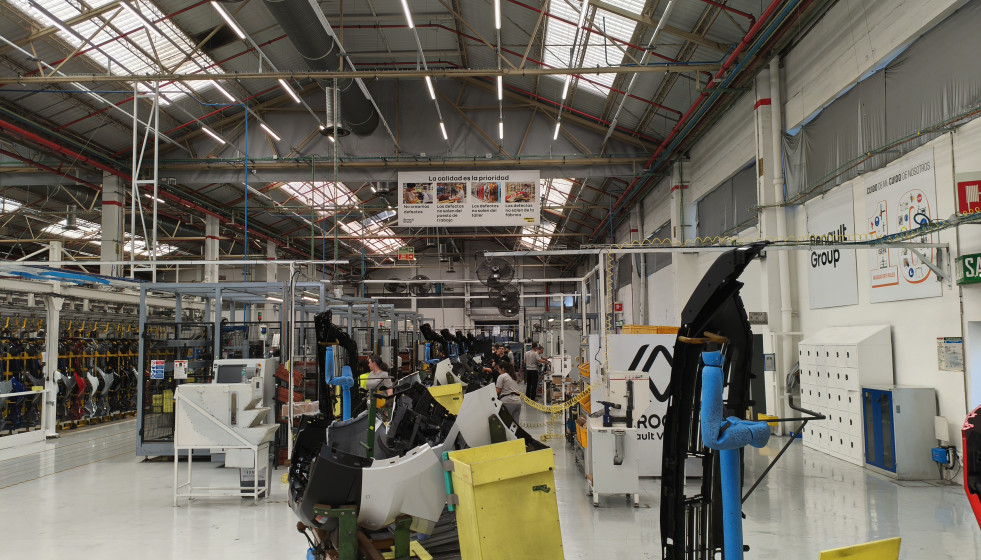 Archivo - Imagen de archivo de la factoría de Renault en Valladolid.