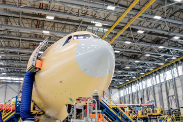 Archivo - Vista de la estructura de un avión en el campus de Airbus en Getafe.