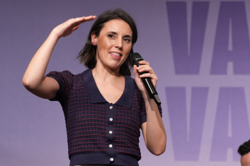 La secretaria política de Podemos y eurodiputada, Irene Montero, interviene durante el acto de cierre de campaña electoral de Podemos en Castilla y León, a 13 de marzo de 2026, en Valladolid, Casti