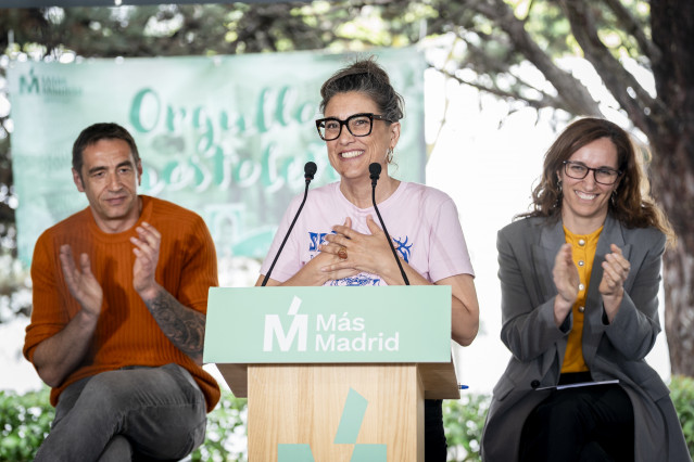 Archivo - La portavoz del grupo de Más Madrid en la Asamblea de Madrid, Manuela Bergerot, interviene durante la celebración en Móstoles de las fiestas del 2 de mayo, a 2 de mayo de 2025