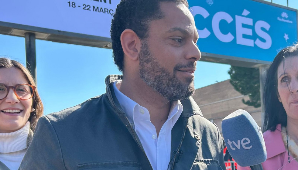 El secretario general de Vox y líder de la formación en Catalunya, Ignacio Garriga, en declaraciones a periodistas en Barcelona