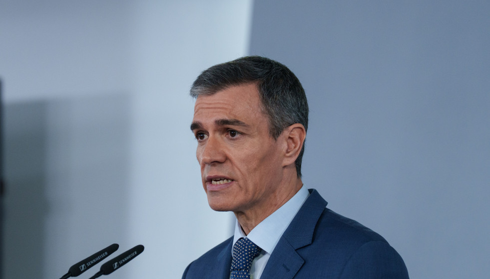 El presidente del Gobierno, Pedro Sánchez, durante una rueda de prensa posterior al Consejo de Ministros extraordinario, en el Palacio de la Moncloa, a 20 de marzo de 2026, en Madrid (España).