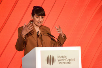 La secretaria de Estado de Digitalización e Inteligencia Artificial, María González Veracruz, durante un almuerzo en el marco del Mobile World Congress
