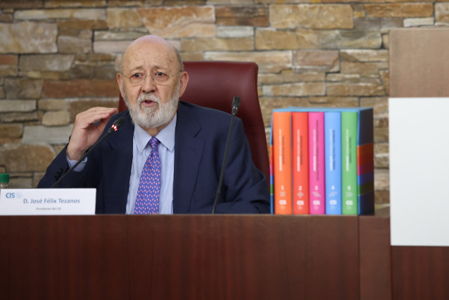 El presidente del Centro de Investigaciones Sociológicas, José Félix Tezanos, durante la presentación de la obra ‘España 2025. Estructura y cambio social’, en la sede del CIS, a 23 de marzo de 2026, en Madrid (España).