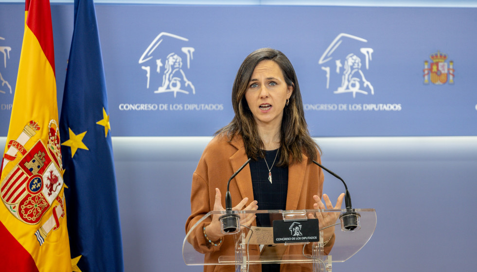 La diputada de Podemos, Ione Belarra, durante una rueda de prensa, en el Congreso de los Diputados, a 10 de marzo de 2026, en Madrid (España).