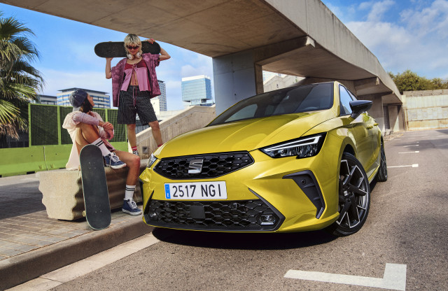 El Seat Ibiza con el color Amarillo Hypnotic