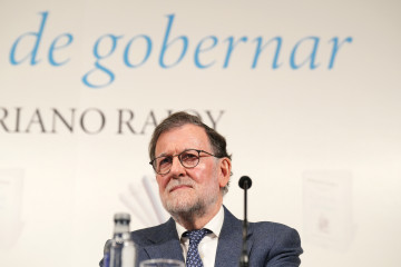 Archivo - El expresidente del Gobierno, Mariano Rajoy, durante la presentación de su último libro ‘El arte de gobernar’, en el Auditorio Carlos V del Hotel Monumento San Francisco, a 4 de diciem