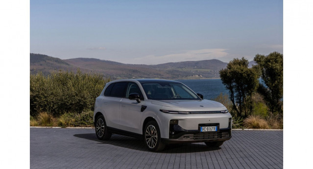 Leapmotor lanza el B10 Hybrid EV con autonomía extendida de hasta 900 km y desde 29.990 euros