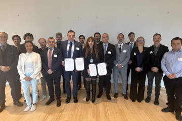 Representantes del consorcio VLEO DEF