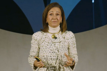 Archivo - La presidenta de Banco Santander, Ana Botín, interviene en la Conferencia Internacional de Banca, que celebra anualmente la entidad. El 4 de noviembre de 2025.