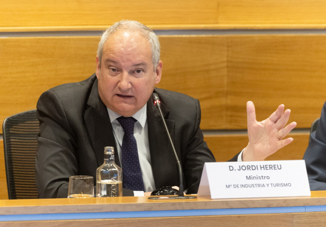 El ministro de Industria y Turismo, Jordi Hereu, durante una jornada sobre Industria en transformación, en la sede de la CEOE, a 19 de marzo de 2026, en Madrid (España).