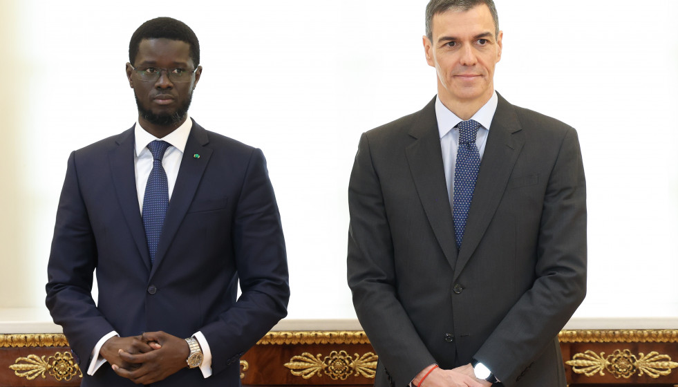 El presidente del Gobierno, Pedro Sánchez, recibe al presidente de Senegal, Bassirou Diomaye Faye, en el Palacio de la Moncloa, a 26 de marzo de 2026