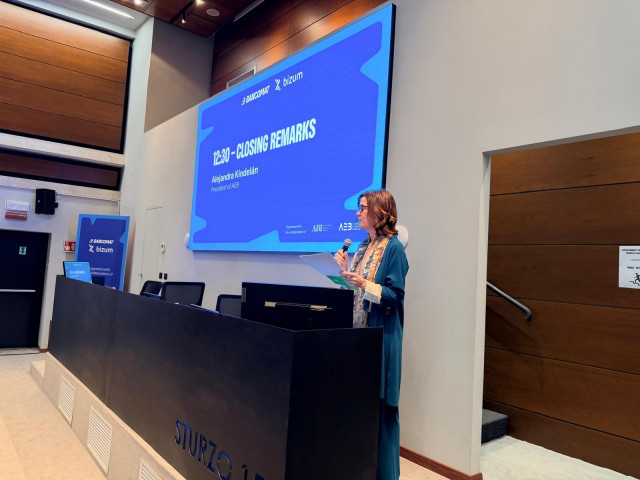 La presidenta de la Asociación Española de Banca (AEB), Alejandra Kindelán, durante su intervención en el foro ‘Soluciones de pago europeas e interoperabilidad en Europa’ en Roma.
