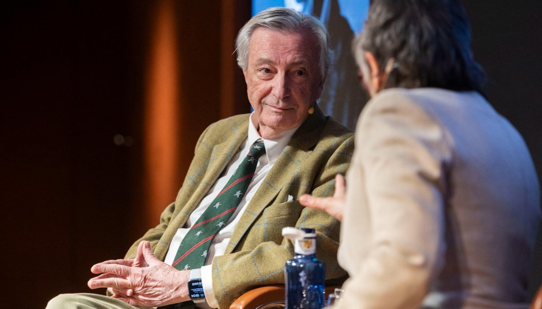 El ex director del Centro Nacional de Inteligencia y ex embajador, Jorge Dezcallar, durante la presentación de su nueva novela.