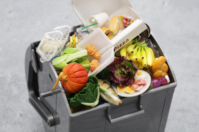 Archivo - Desperdicio de alimentos.