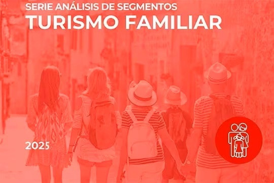 El turismo familiar internacional roza los 27 millones de visitantes y supera los 35.600 millones en España durante 2025