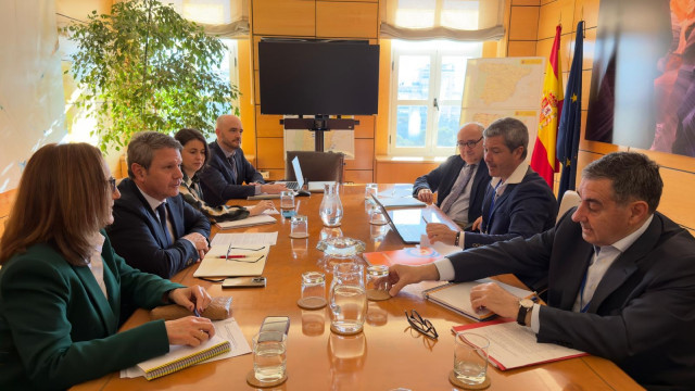 Reunión del Ministerio de Transportes con el CNTC