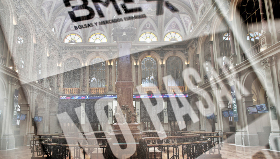 Archivo - Cartel de 'No pasar' en el interior de la Bolsa de Madrid (España), a 27 de julio de 2020.