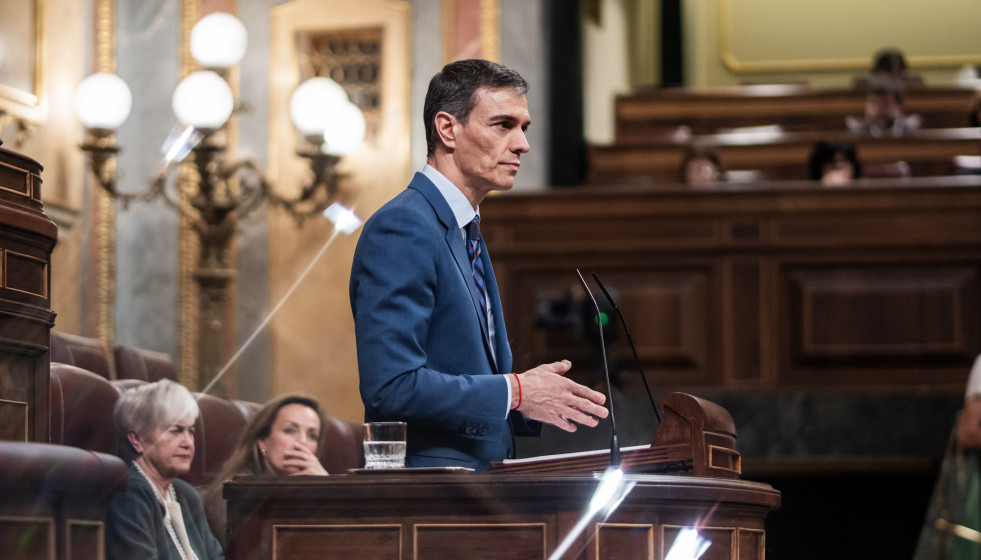 El presidente del Gobierno, Pedro Sánchez, interviene durante una sesión de control al Gobierno, en el Congreso, a 25 de marzo de 2026, en Madrid (España).