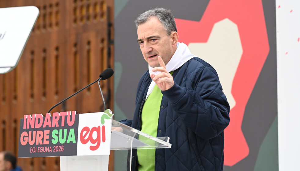 El presidente del EBB del PNV, Aitor Esteban, en un acto político en Mungia.