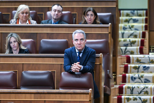 El vicesecretario de Política Autonómica del PP, Elías Bendodo, durante una sesión plenaria en el Congreso de los Diputados, a 17 de marzo de 2026, en Madrid (España). (Foto de archivo).