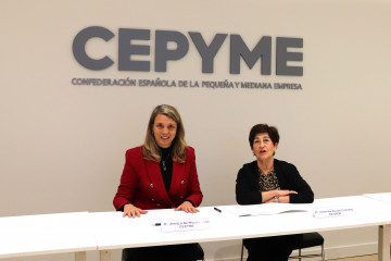 (I-D): La Presidenta De Cepyme, Ángela De Miguel, Y La Presidenta Del Instituto De Cooperación Internacional Y Desarrollo Municipal  (Incidem), Cristina Agudo.