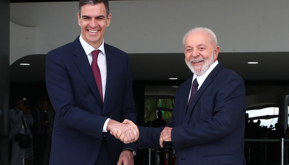 Archivo - Pedro Sánchez, en una reunión con Lula da Silva en Brasilia.