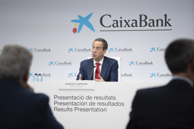 Archivo - El consejero delegado de CaixaBank, Gonzalo Gortázar.