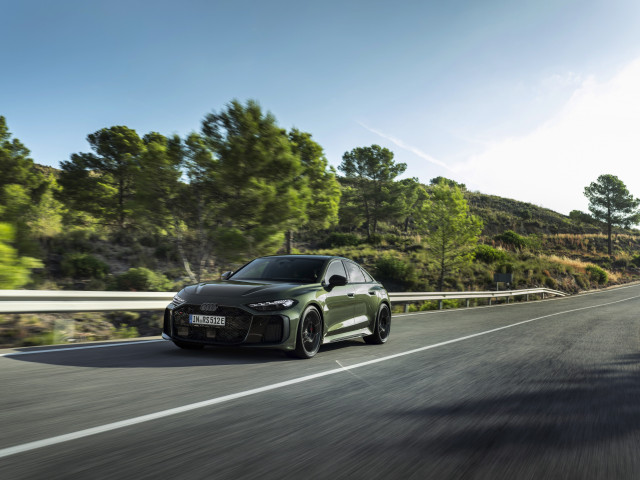 Archivo - Audi abre pedidos en España para el nuevo RS 5 con tecnología híbrida enchufable desde 125.900 euros