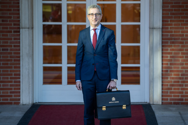 El ministro de Hacienda, Arcadi España, a su llegada al Palacio de La Moncloa, a 31 de marzo de 2026, en Madrid (España). Sánchez anunciaba el pasado 26 de marzo que Carlos Cuerpo, y Arcadi España ocuparían los cargos que dejaba Montero al incurrir en las