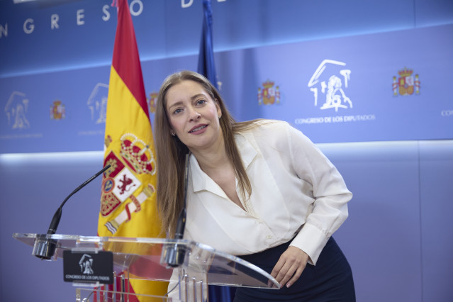 La portavoz del PP en el Congreso, Ester Muñoz, durante una rueda de prensa