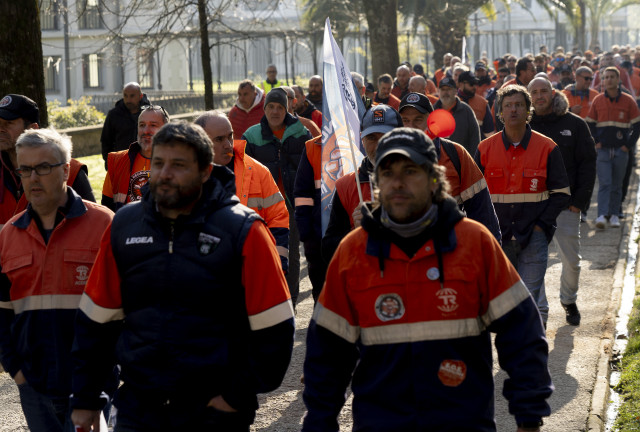 Archivo - Trabajadores de Tubos Reunidos Amorrio