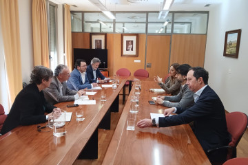 Responsables de Nostrum Group se reúnen con el delegado del Gobierno en Extremadura.