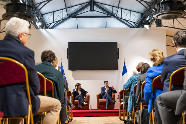 El Lehendakari, Imanol Pradales, en su intervención en el Senado francés