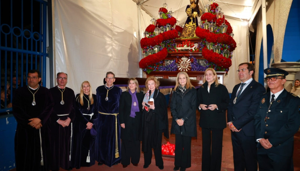 La Reina Doña Sofía visita al Jesús Nazareno en La Pescadería en la noche marraja del Encuentro. Procesión Semana Santa Cartagena 2026