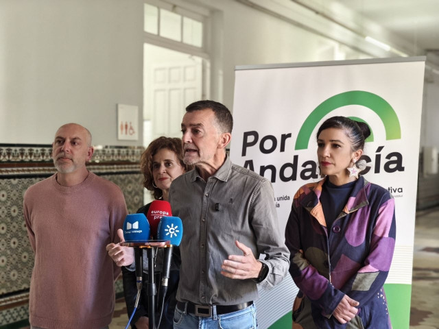 Archivo - El coordinador federal de IU y candidato de Por Andalucía a la Presidencia de la Junta, Antonio Maíllo.