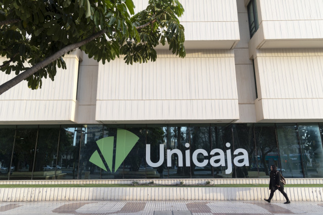 Archivo - Unicaja mejora su calificación de sostenibilidad según Sustainable Fitch y EthiFinance.