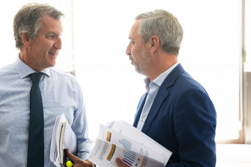 Alberto Núñez Feijóo junto a Juan Bravo