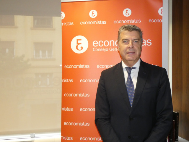 Archivo - Miguel Ángel Vázquez, presidente del Consejo General de Economistas (CGE)