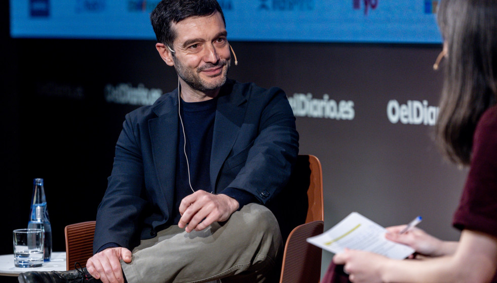 El ministro de Derechos Sociales, Consumo y Agenda 2030, Pablo Bustinduy, durante la tercera jornada del VI Foro Económico organizado por elDiario.es, en el Colegio de Arquitectos de Madrid, a 27 de 