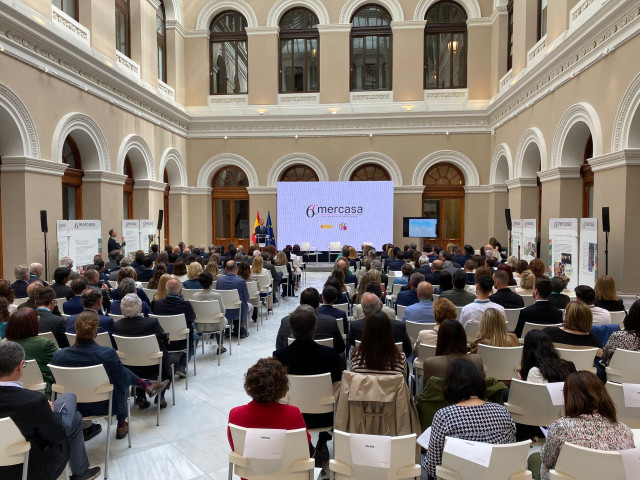 Begoña García Bernal destaca el papel de Mercasa como 