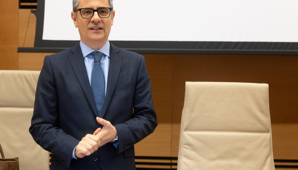El ministro de Presidencia, Justicia y Relaciones con las Cortes, Félix Bolaños, durante su comparecencia ante la Comisión Constitucional del Congreso.