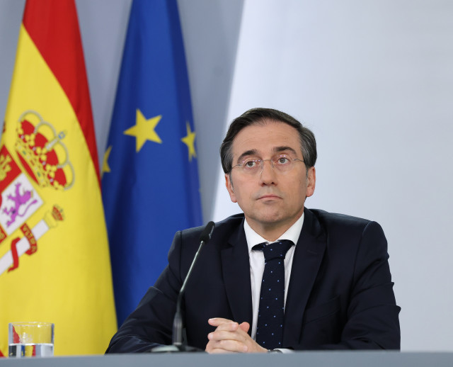 El ministro de Asuntos Exteriores, Unión Europea y Cooperación, José Manuel Albares, durante la rueda de prensa tras la celebración del Consejo de Ministros en el Palacio de la Moncloa, a 24 de marzo de 2026, en Madrid (España).