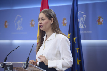 La portavoz del PP en el Congreso, Ester Muñoz, durante una rueda de prensa.