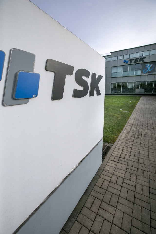 Archivo - Fachada de la empresa TSK, a 13 de febrero de 2025, en Gijón, Asturias (España).