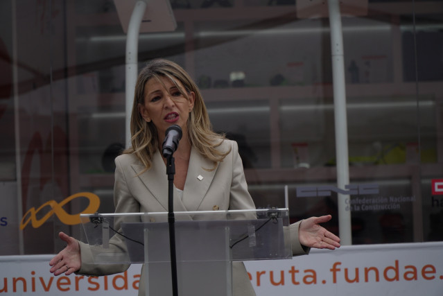 La vicepresidenta segunda del Gobierno y ministra de Trabajo y Economía Social, Yolanda Díaz,  en la clausura del proyecto itinerante 'Formación en Ruta'