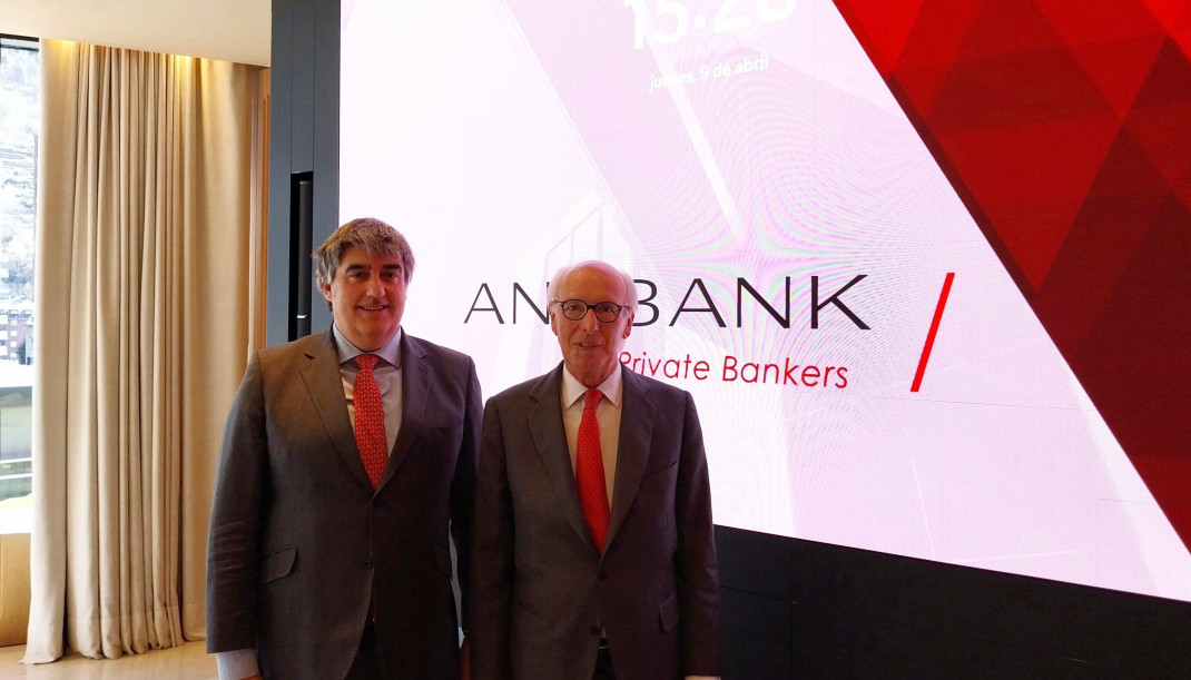 El ceo de Andbank, Carlos Aso, y el presidente de Andbank, Manel Cerqueda