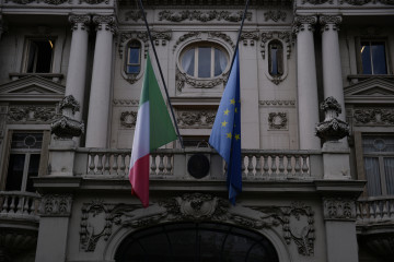 Archivo - Izado de la bandera en la embajada de Italia en Madrid, en Madrid (España)